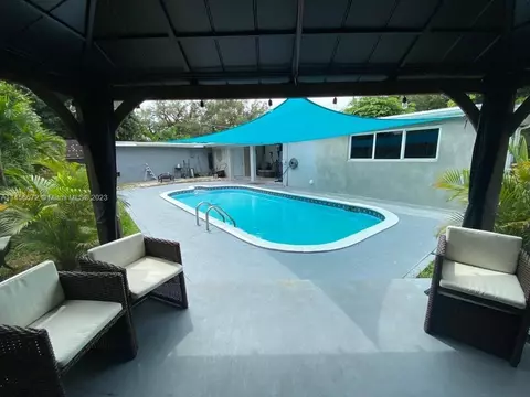 16805 NW 25th Ave, Miami Gardens, FL 33056