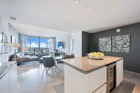 88 SW 7th St #3910, Miami, FL 33130