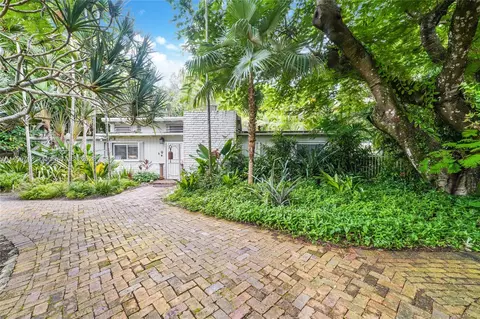 6800 SW 59th St, Miami, FL 33143