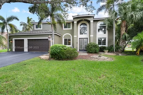 10050 NW 56th Ct, Coral Springs, FL 33076