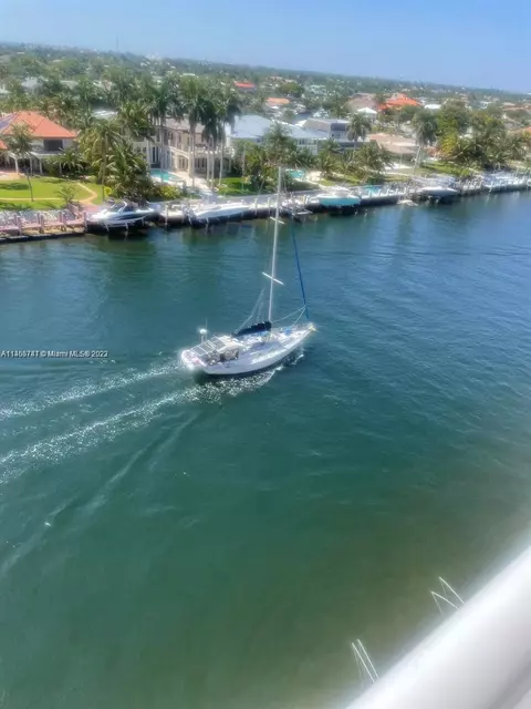 1050 Hillsboro Mile #807W, Hillsboro Beach, FL 33062