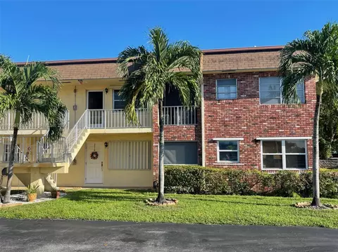 2060 NW 81st Ave #322, Pembroke Pines, FL 33024