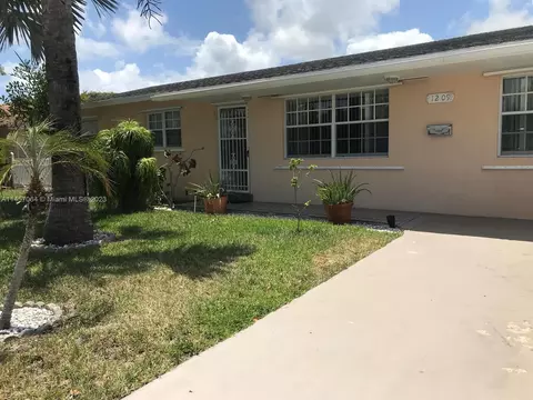 1209 S G St, Lake Worth, FL 33460