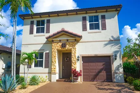 2441 NE 4th St, Homestead, FL 33033