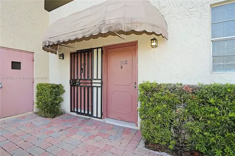 300 NW 42nd Ave #108, Miami, FL 33126