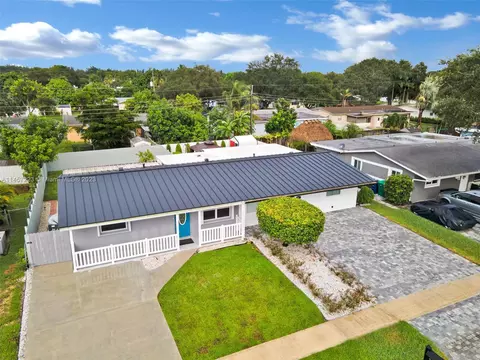 9449 SW 51st Ct, Cooper City, FL 33328
