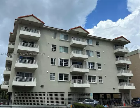 2600 Collins Ave #505, Miami Beach, FL 33140