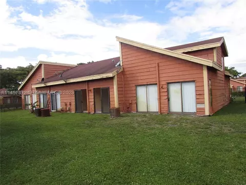 5510 NW 24th St #5510, Lauderhill, FL 33313