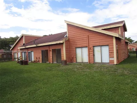 5510 NW 24th St #5510, Lauderhill, FL 33313