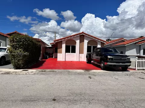 2847 W 75th Ter, Hialeah, FL 33018