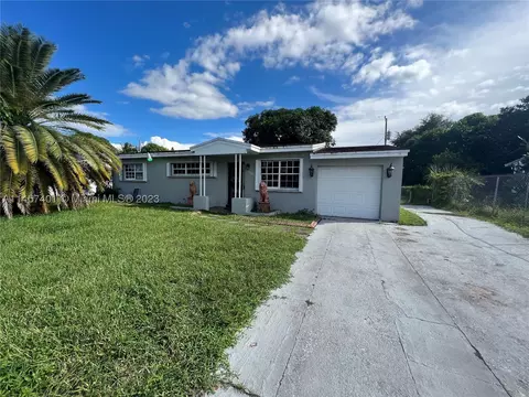 3500 NW 173rd Ter, Miami Gardens, FL 33056