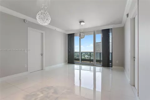200 Biscayne Boulevard Way #5009, Miami, FL 33131