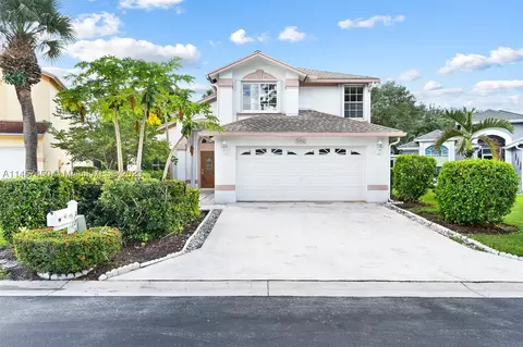 376 Hammocks Trl, Greenacres, FL 33413