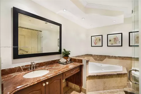 6815 Gleneagle Dr, Miami Lakes, FL 33014 photo 16