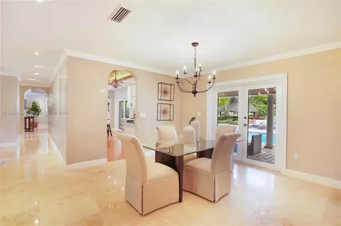 6815 Gleneagle Dr, Miami Lakes, FL 33014 photo 7