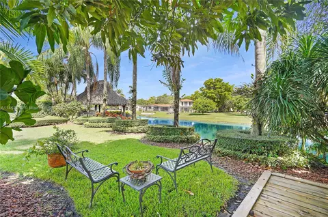6815 Gleneagle Dr, Miami Lakes, FL 33014 photo 51