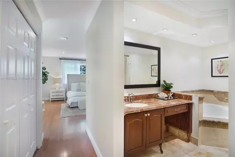 6815 Gleneagle Dr, Miami Lakes, FL 33014 photo 17