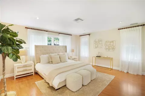6815 Gleneagle Dr, Miami Lakes, FL 33014 photo 13