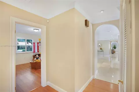 6815 Gleneagle Dr, Miami Lakes, FL 33014 photo 28