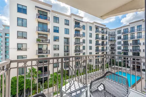 301 Altara Ave #724, Coral Gables, FL 33146