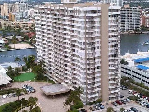 1965 S Ocean Dr #8M, Hallandale Beach, FL 33009