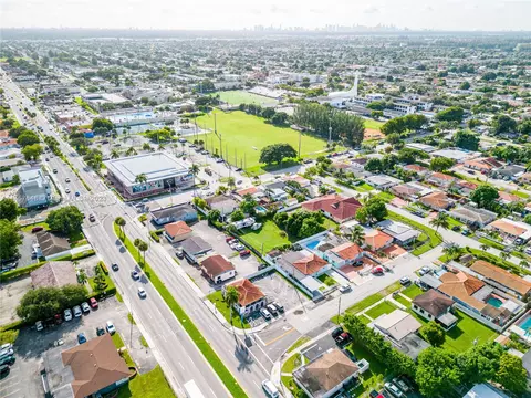 4840 W 2nd Ave, Hialeah, FL 33012 photo 5