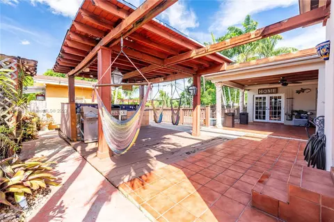 4840 W 2nd Ave, Hialeah, FL 33012 photo 48