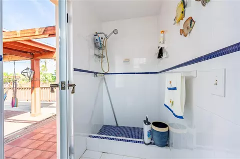 4840 W 2nd Ave, Hialeah, FL 33012 photo 49