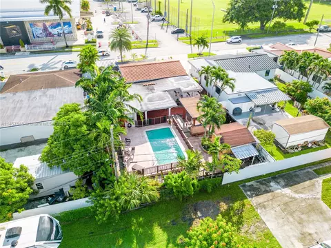 4840 W 2nd Ave, Hialeah, FL 33012 photo 4