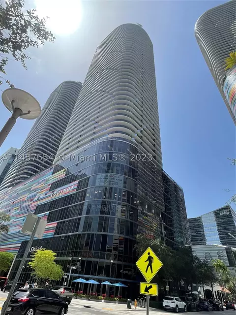 45 SW 9th St #2603, Miami, FL 33130