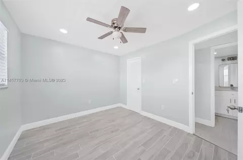 2881 N Pine Is #209, Sunrise, FL 33322