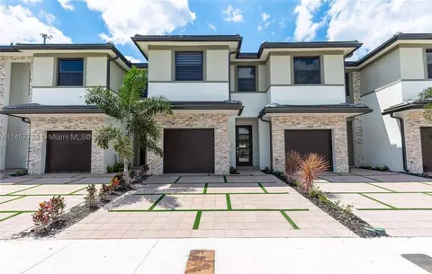 15860 NW 91st Ct #15860, Miami Lakes, FL 33018
