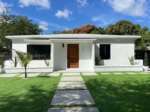 765 NW 126th St, North Miami, FL 33168