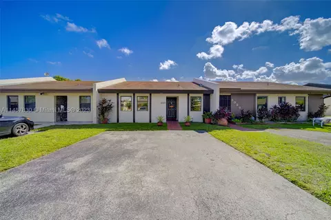 5025 SW 139th Pl, Miami, FL 33175