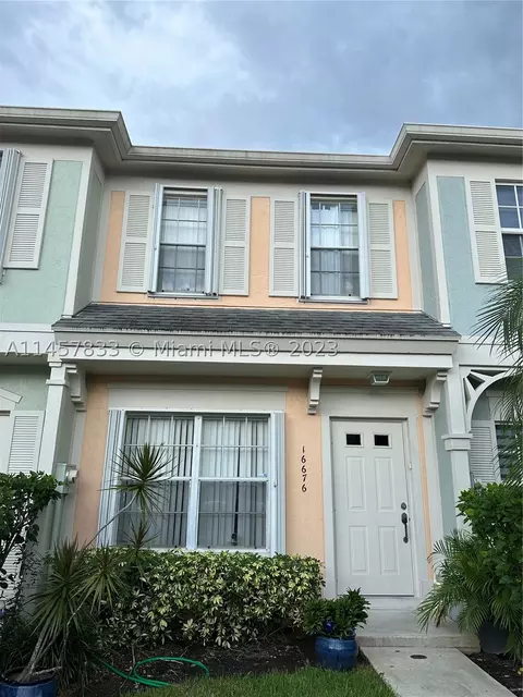 16676 Hemingway Dr #16676, Weston, FL 33326
