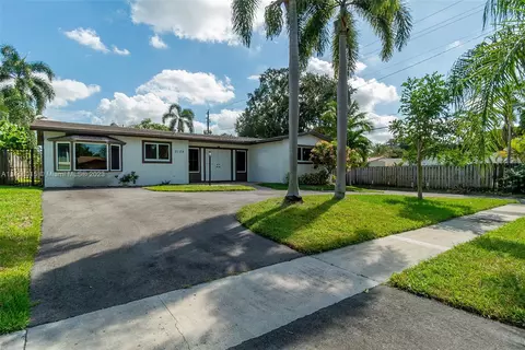 2109 N 39th Ave, Hollywood, FL 33021