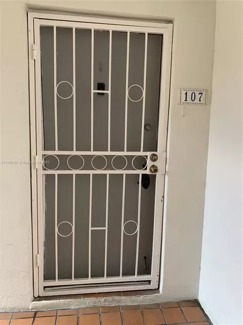 421 NW 107th Ave #107, Miami, FL 33172