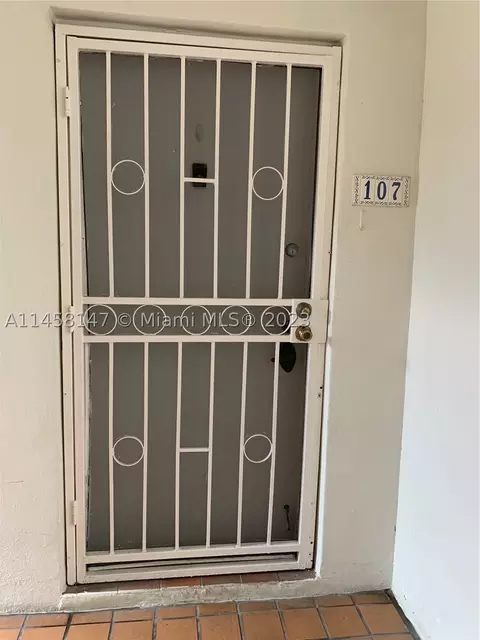 421 NW 107th Ave #107, Miami, FL 33172