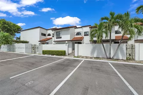 1351 SW 124th Ct #B5, Miami, FL 33184