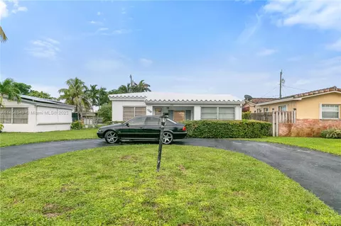 1266 NE 181st St, North Miami Beach, FL 33162