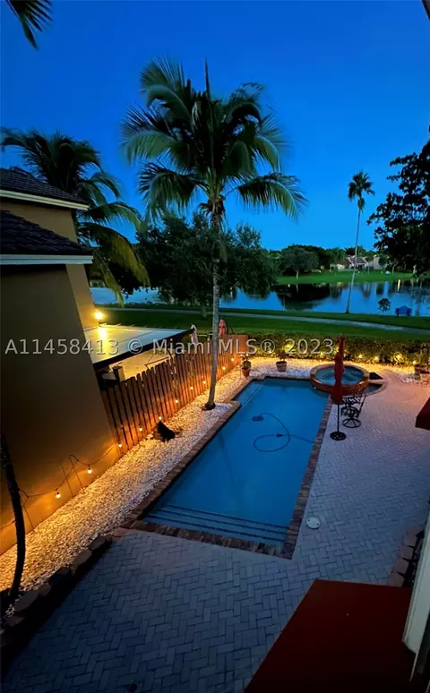 10063 SW 156th Ave, Miami, FL 33196