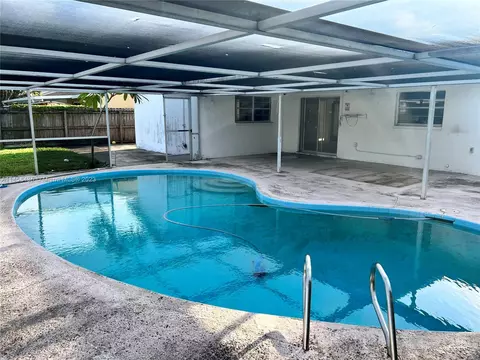3015 Marshall Dr, Melbourne, FL 32901 photo 5
