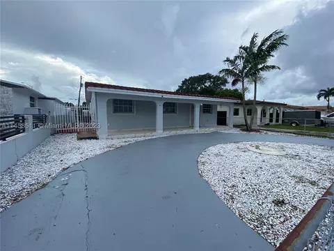 110 W 19th St, Hialeah, FL 33010