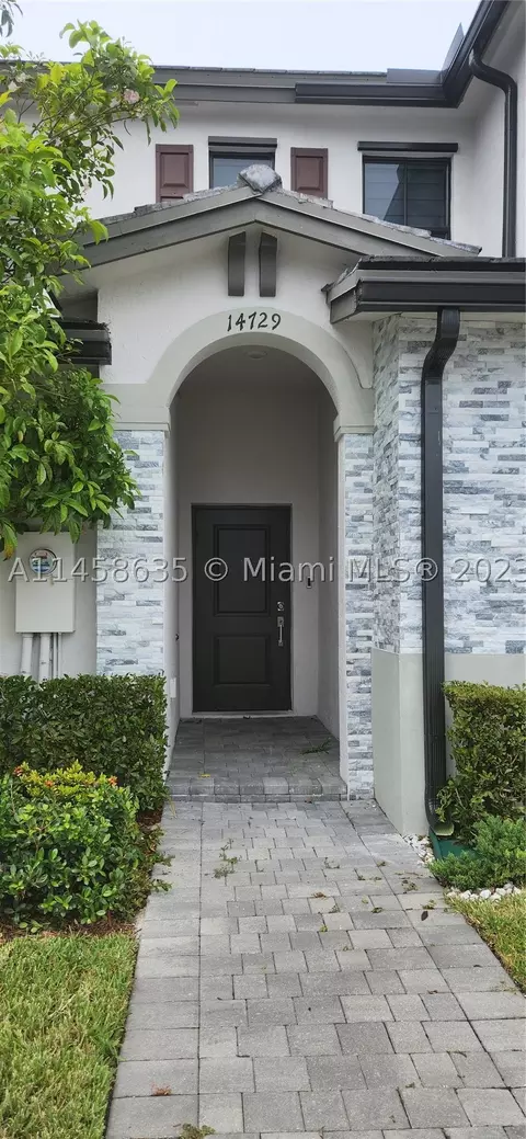 14729 SW 181st Ter, Miami, FL 33187