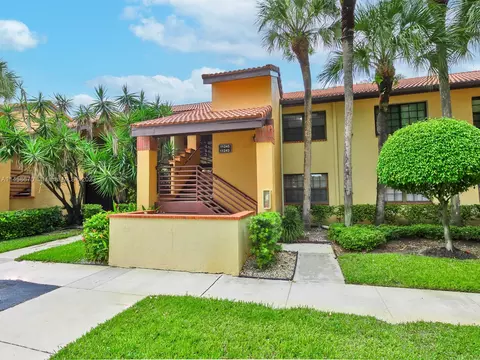 11245 Aspen Glen Dr #205, Boynton Beach, FL 33437