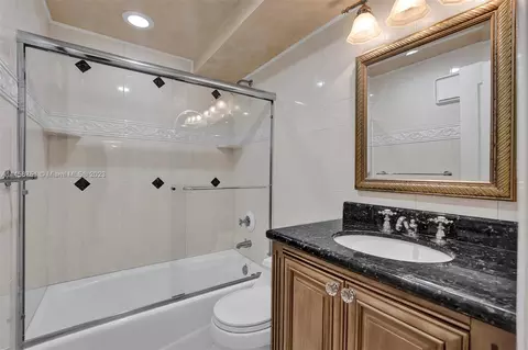 Undisclosed, Tamarac, FL 33321