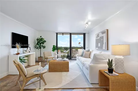 2625 Collins Ave #809, Miami Beach, FL 33140