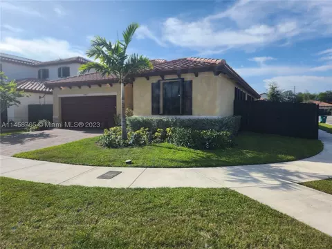 11881 SW 233rd Ter, Homestead, FL 33032