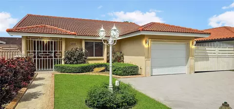 5890 SW 148th Ave, Miami, FL 33193