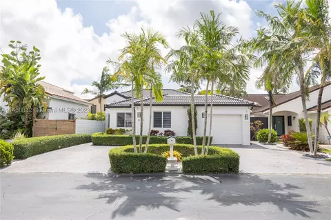 10350 SW 66th Ter, Miami, FL 33173